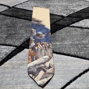 VINTAGE HUNTING OUTDOOR THEMED IMPORTED SILK FIELD & STREAM NECK-TIE